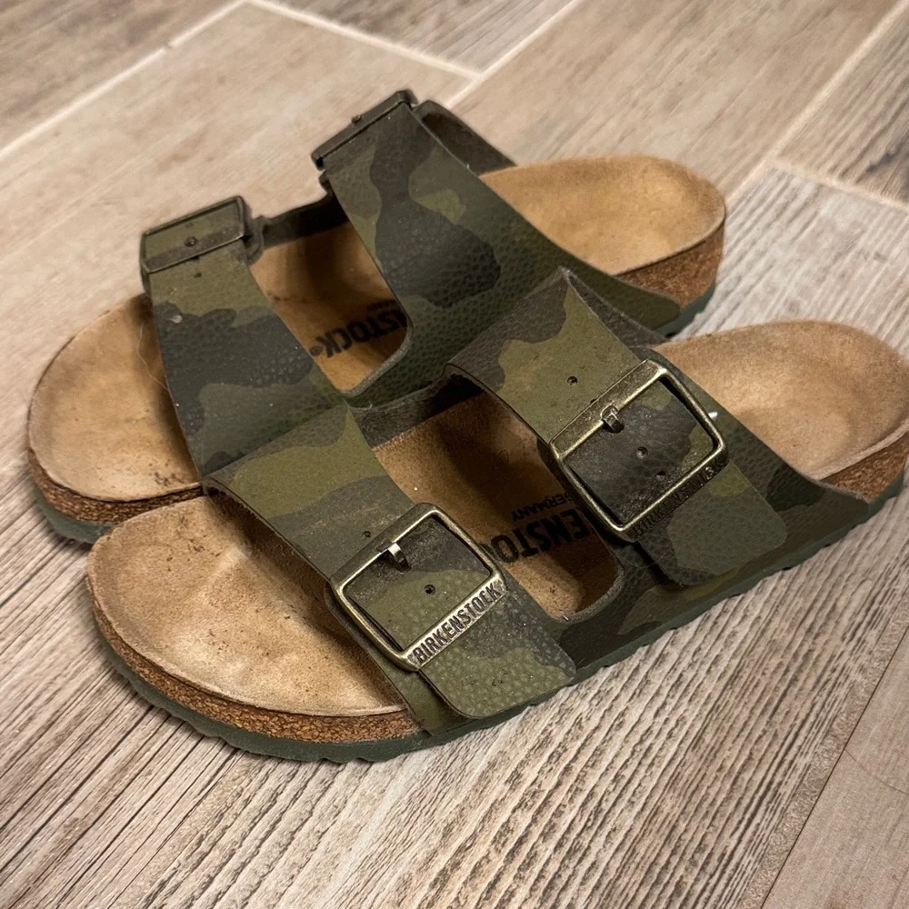 Birkenstock Arizona Green Camouflage Sandals size 6 / 37 - Picture 1 of 9